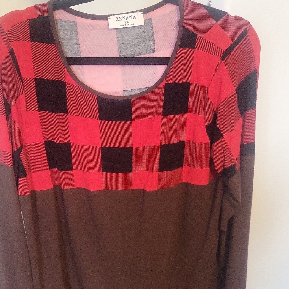 Zenana Red and Brown Plaid Long Sleeve Top Ptp 23"